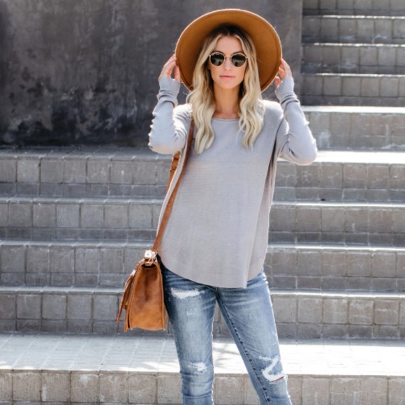 CYNTHIA Light Weight Knit Sweater - Picture 6 of 8